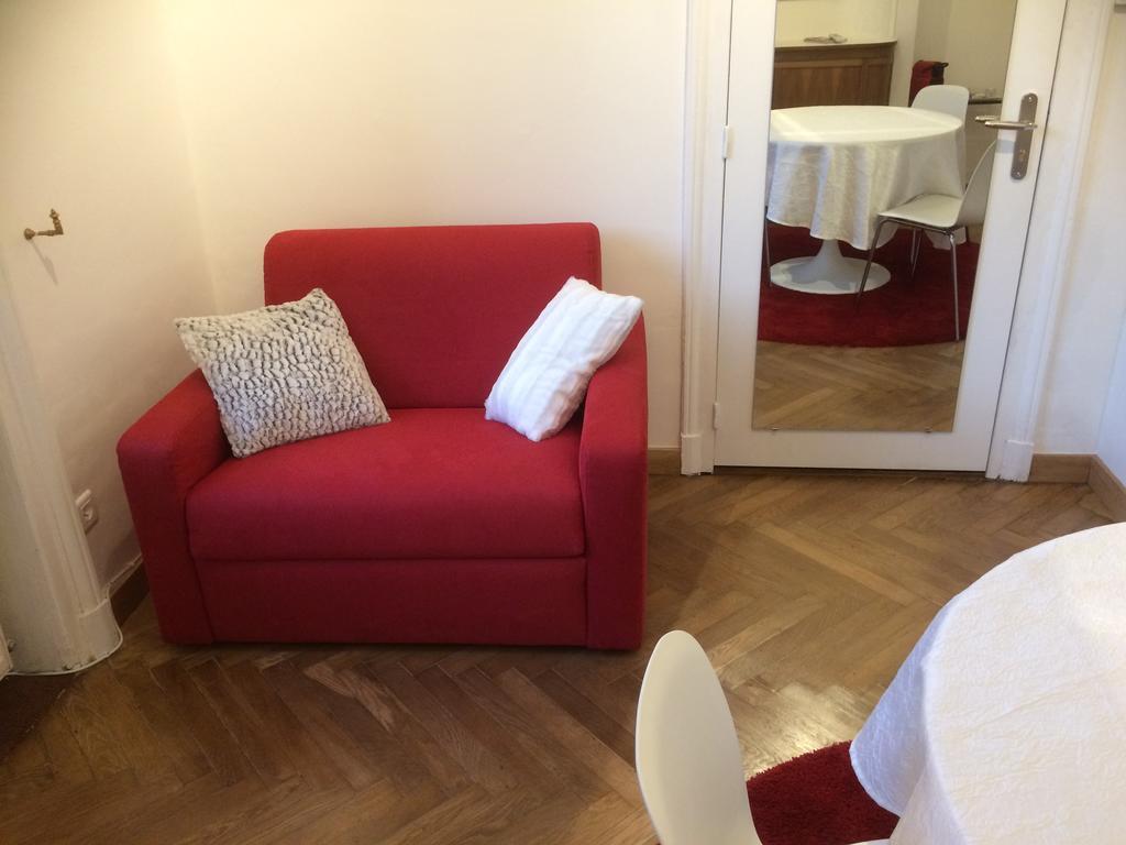 B&B "Clos Feuillat" Lião Quarto foto